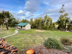 New to Bookings - Banyula Cottage -Perfect place to sit back & relax